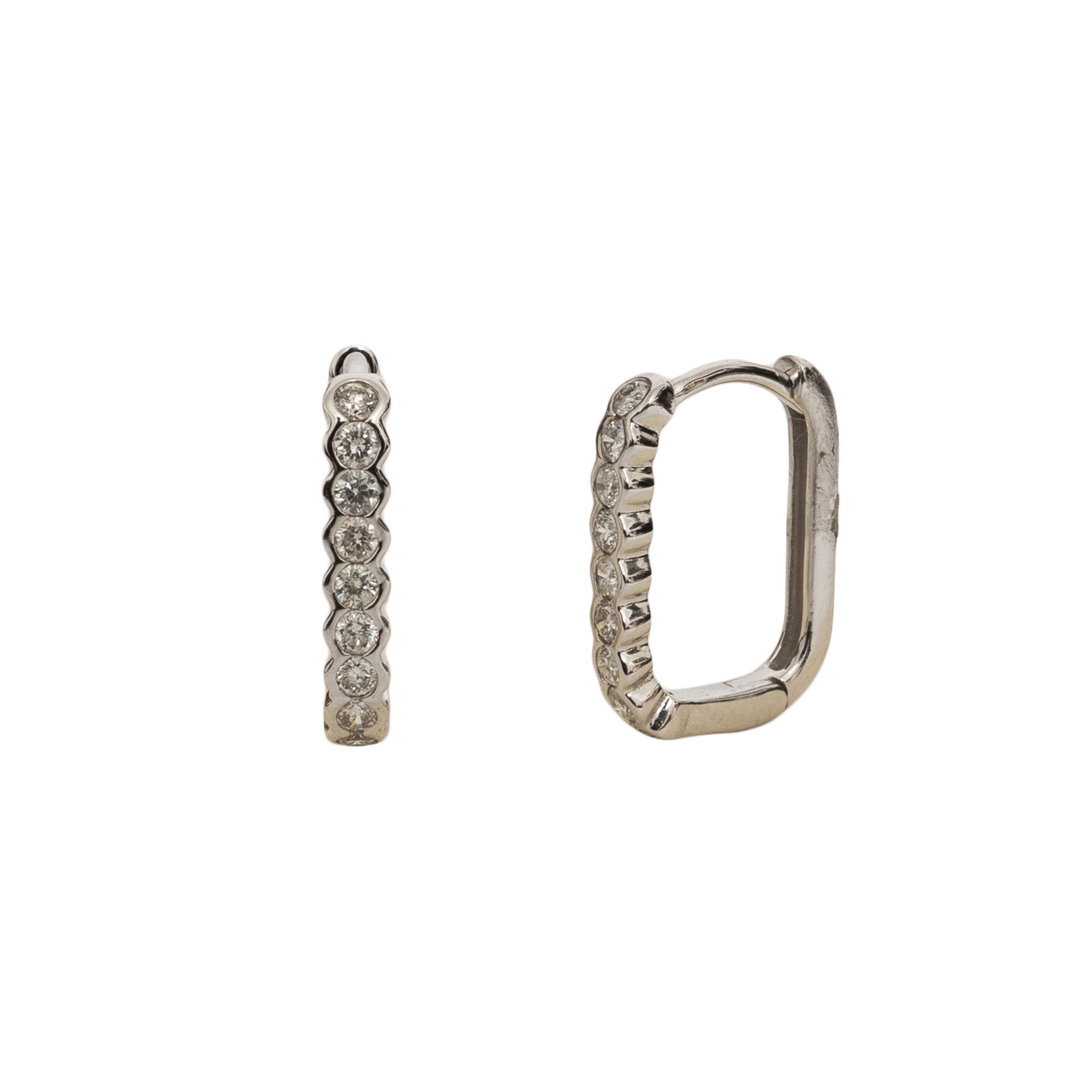 Argola retangular diamante e ouro 14k