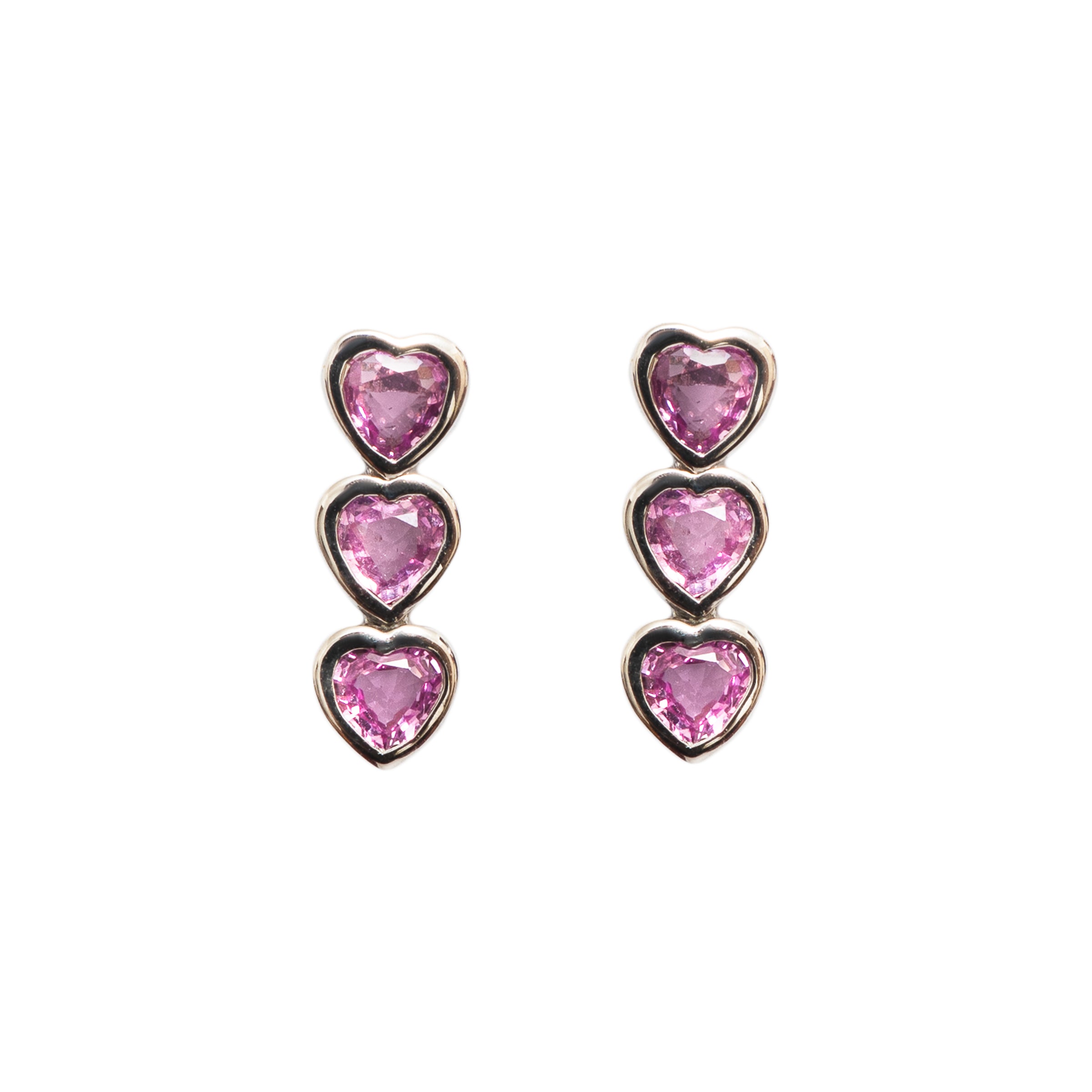 Brinco 3 corações safira rosa e ouro 18k