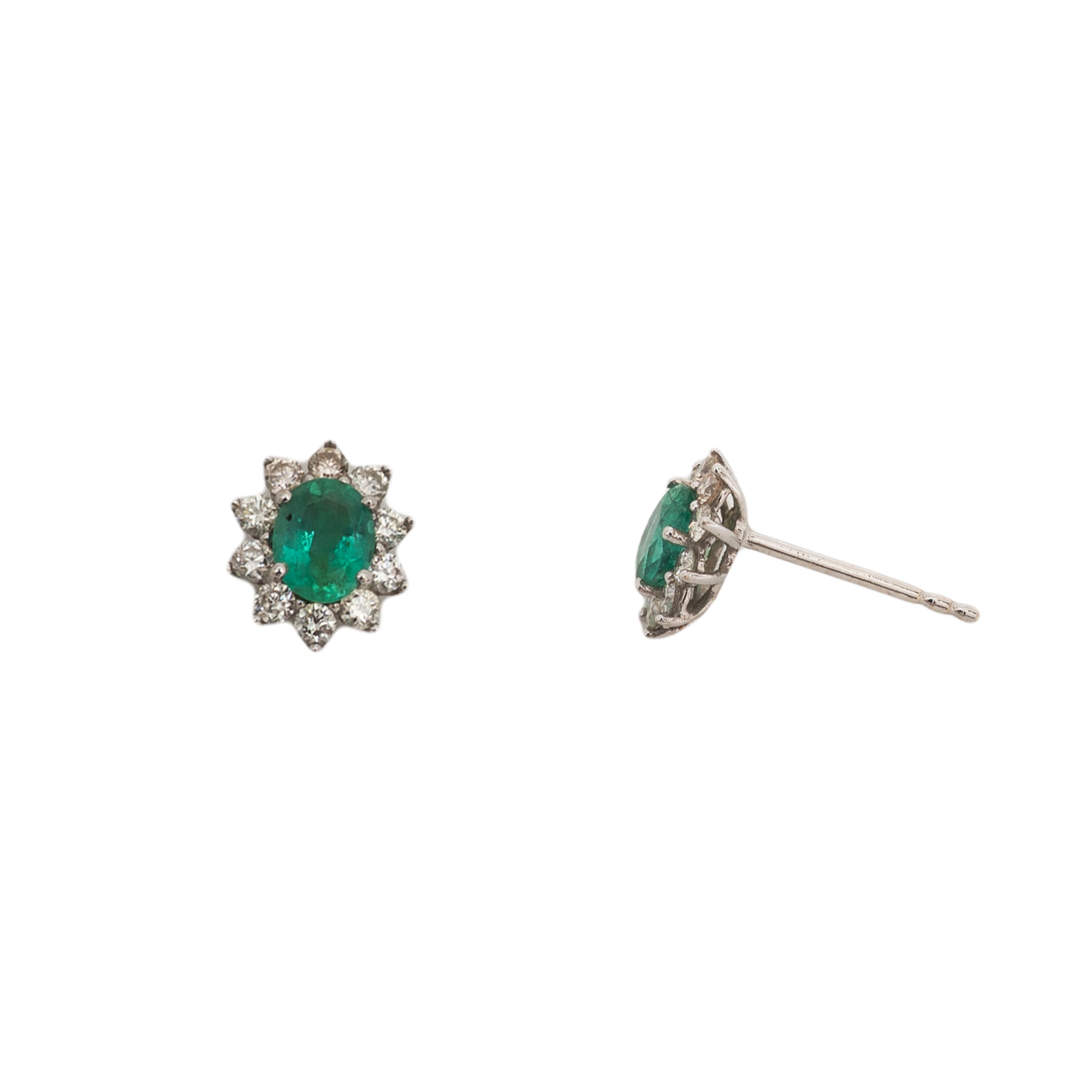 Brinco clássico oval esmeralda com diamante e ouro 18k