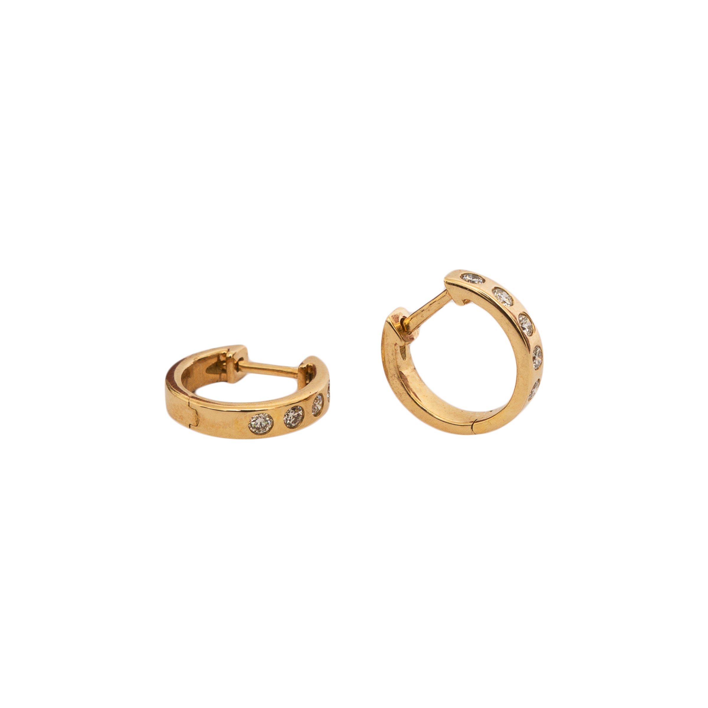 Brinco argola Hug com diamante e ouro 14k