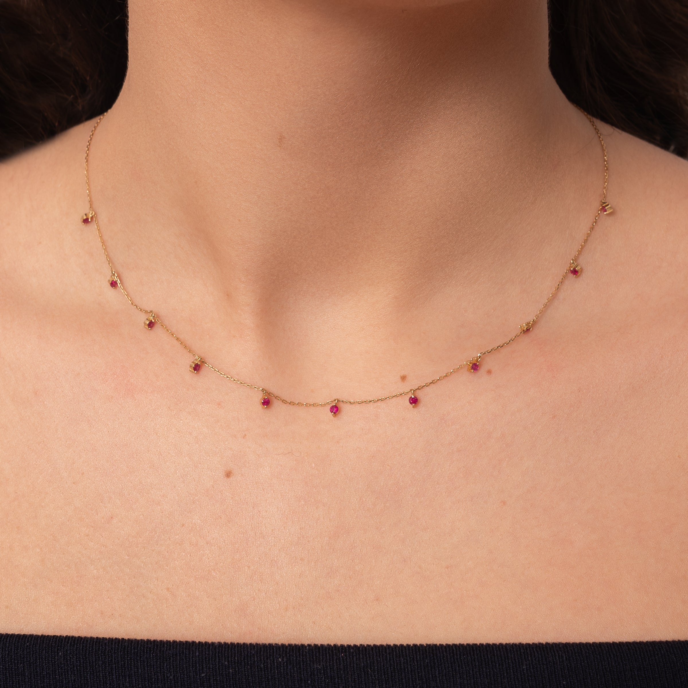 Colar ouro 18k com 11 pedras rubi
