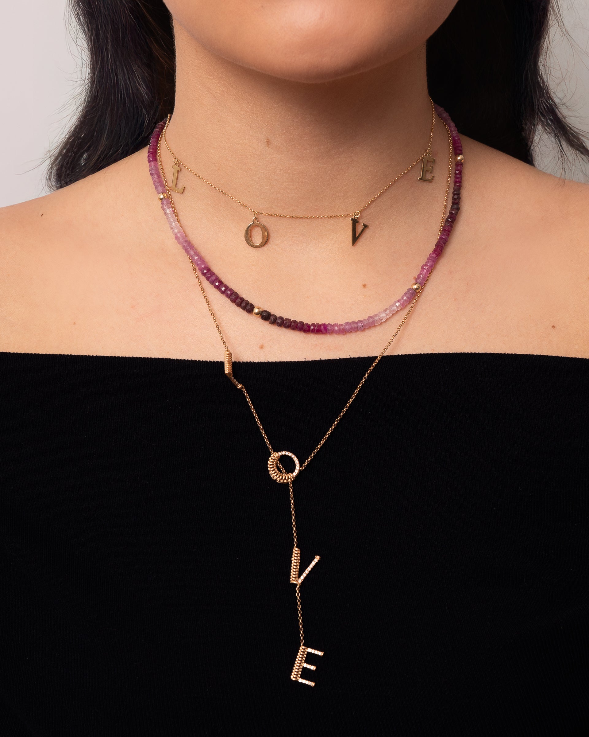Colar Beads pedras ametistas rosas e ouro 14k