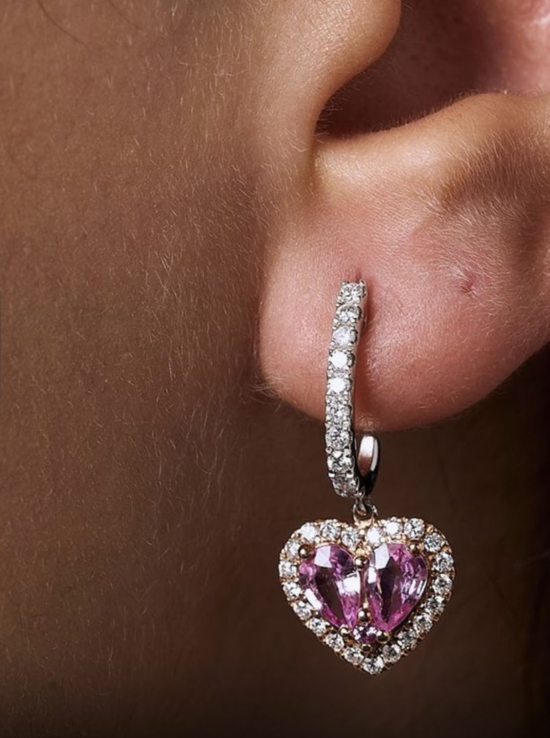 Brinco Coração Safira Rosa e Diamante
