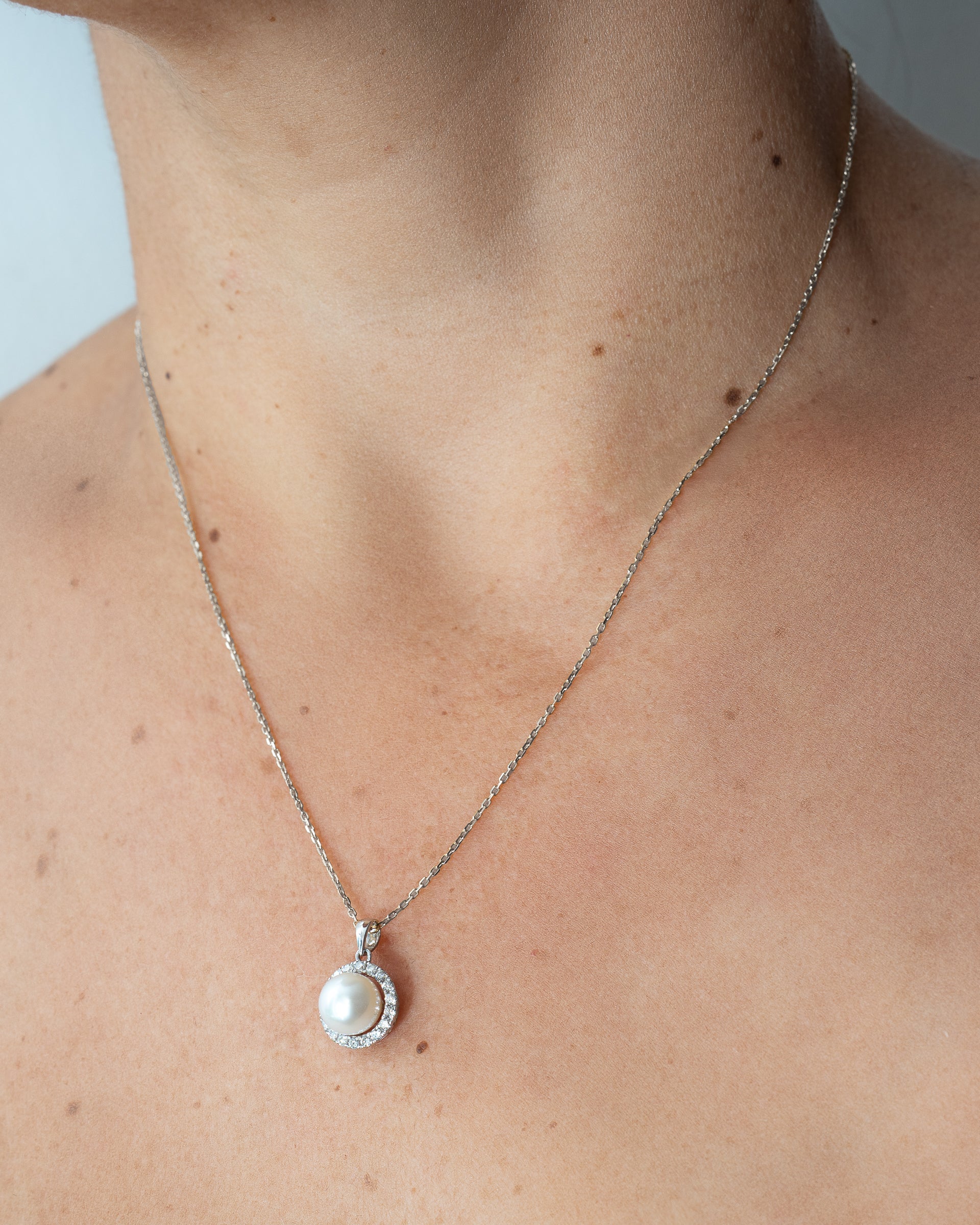 Pingente chuveiro pérola natural e diamante, ouro 18k (colar vendido separado)