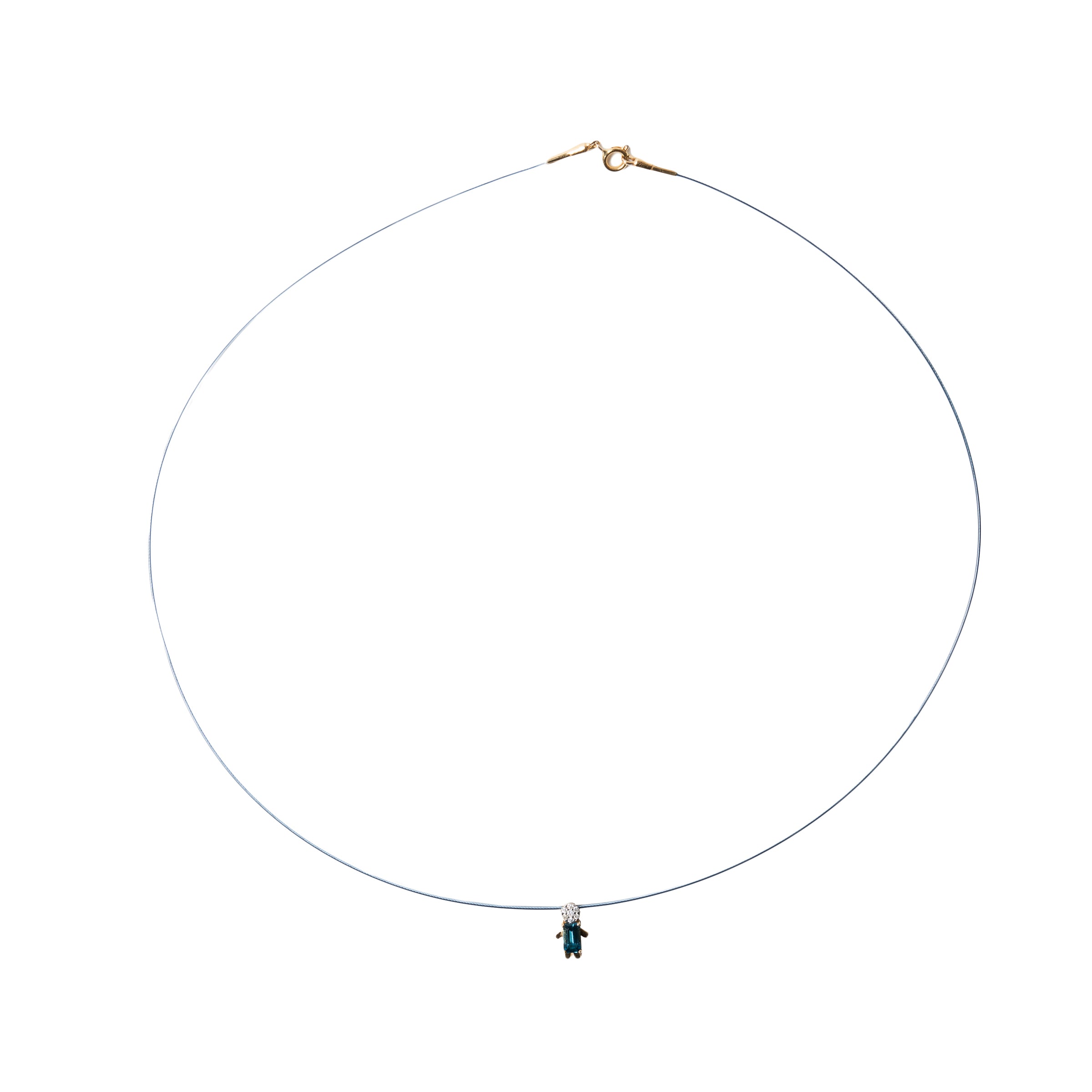 Colar Fio de Nylon Azul com Pingente Menino Pedra Topázio London e Diamante