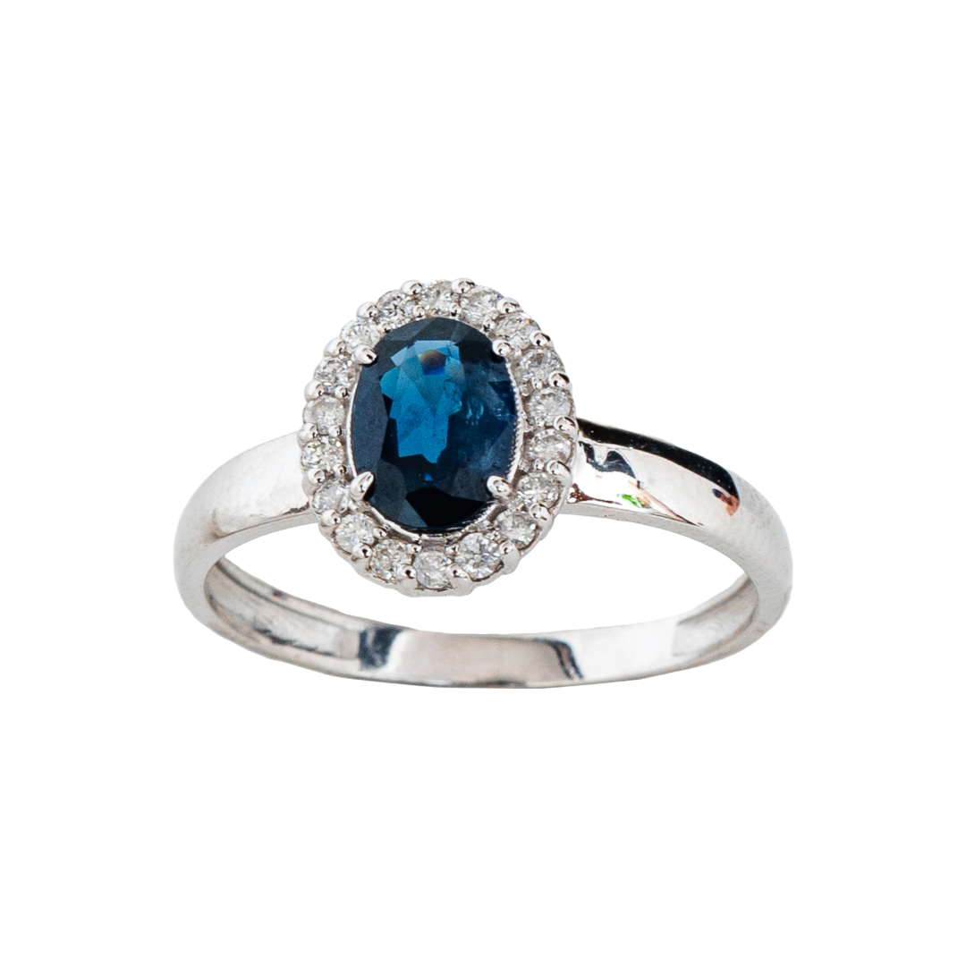 Anel oval safira, ouro 18k e diamante