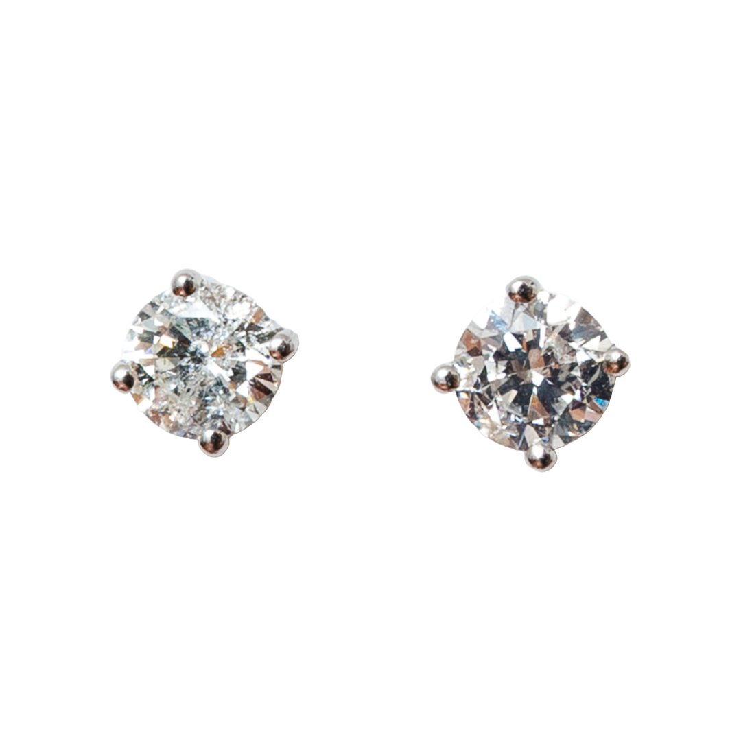 Brinco solitário Luz de diamante e ouro 18k