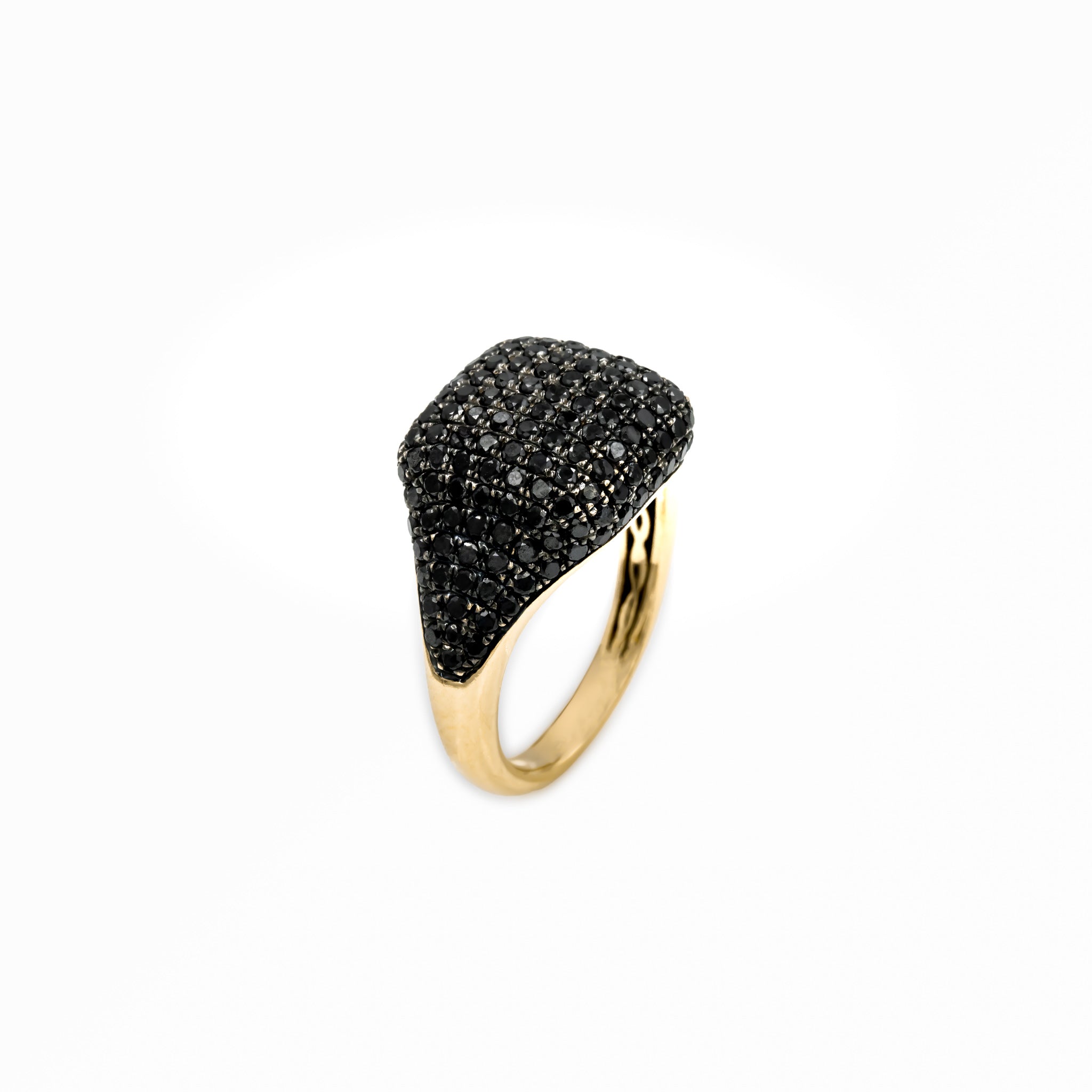Anel Diamante Negro e ouro 18k