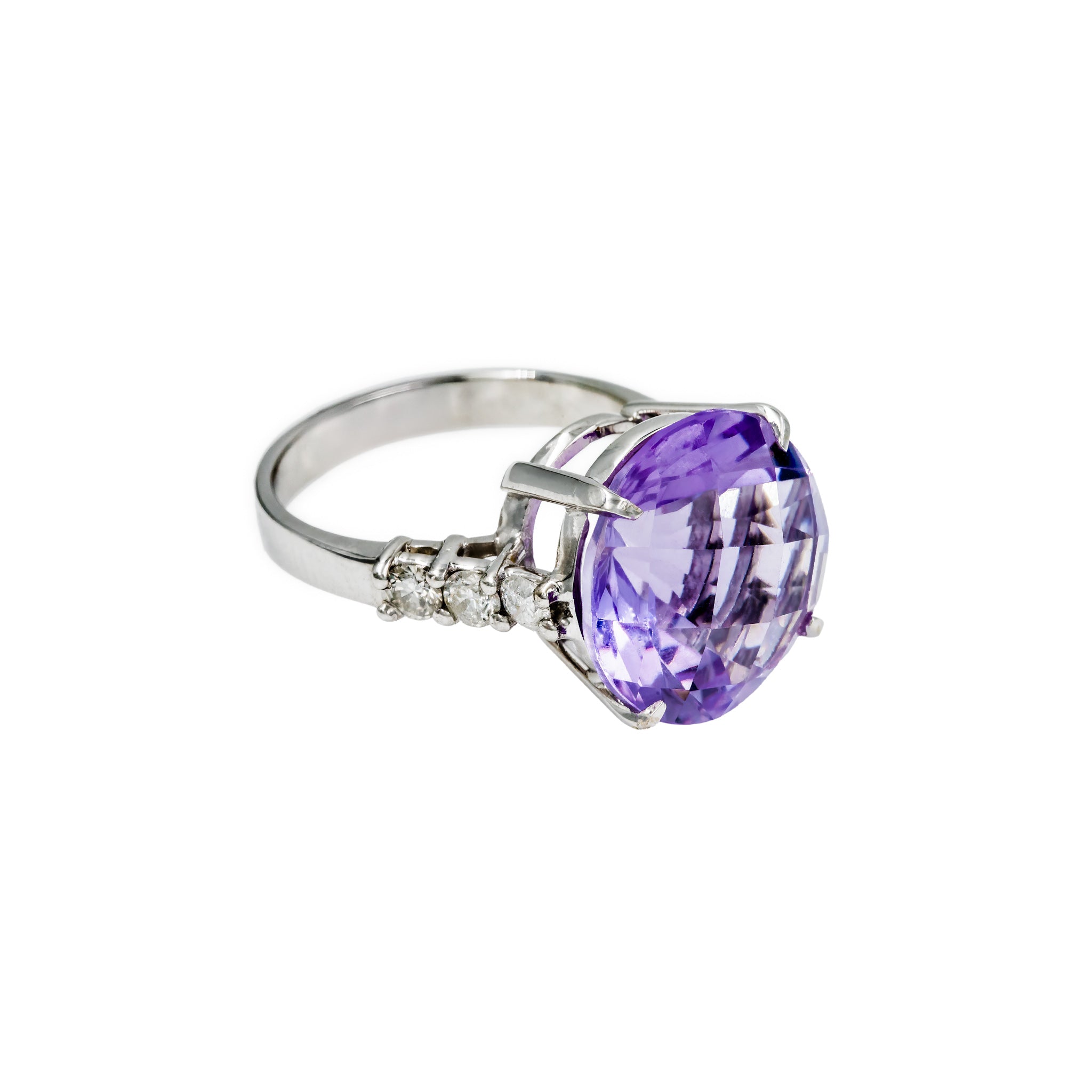 Anel solitário Kunzita de diamante e ouro 18k