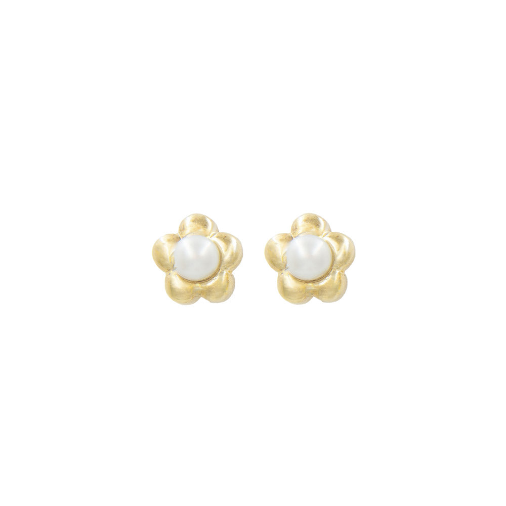 Brinco infantil florzinha com mini pérola ouro 18k