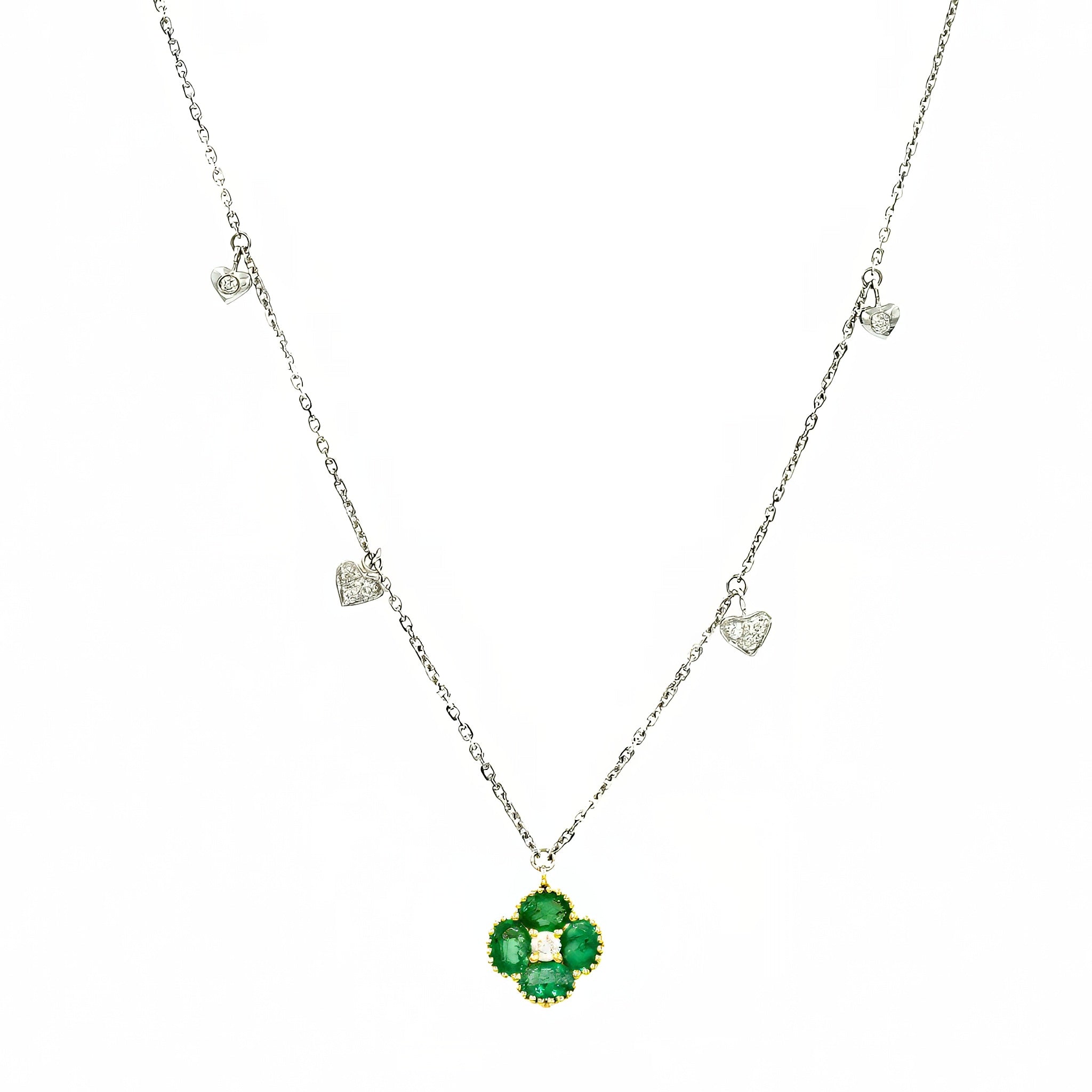 Gargantilha Fleur ouro 18k com pingente de flor de  esmerada e diamante