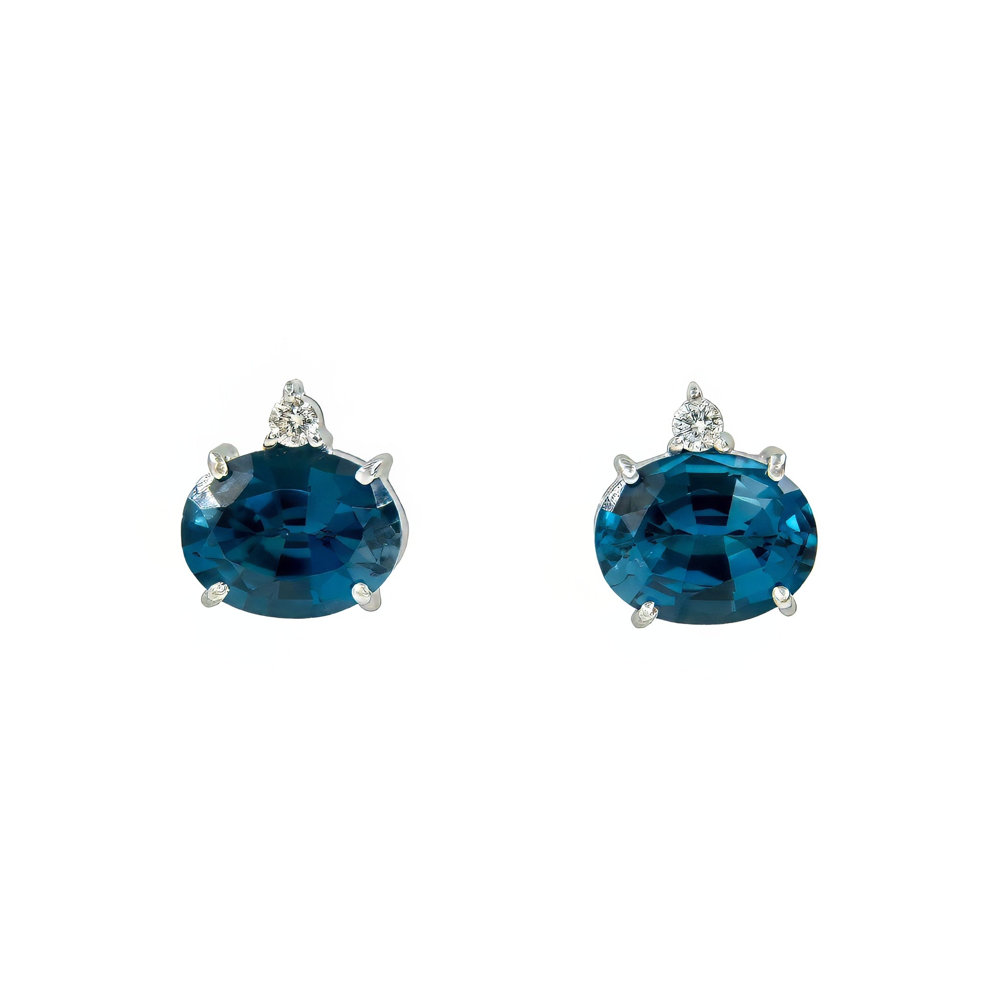 Brinco london blue com gota diamante e ouro 18k