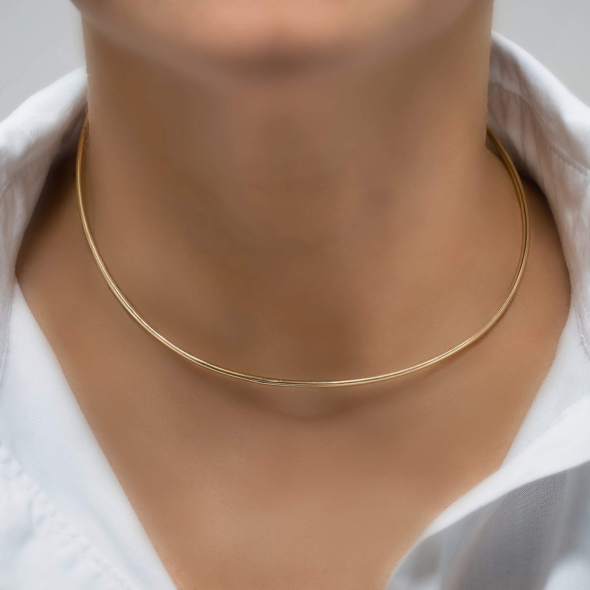 Choker rígida 1/2 fio dourado ouro 18k