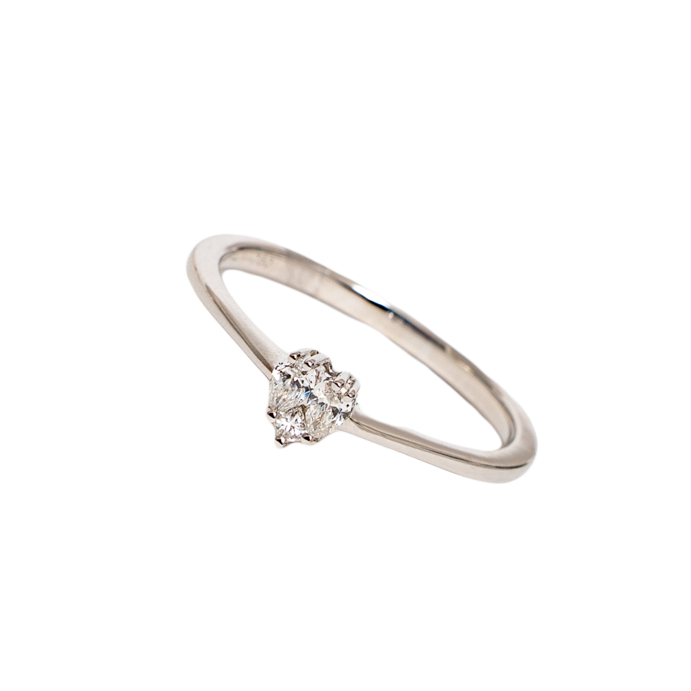 Anel coração diamante