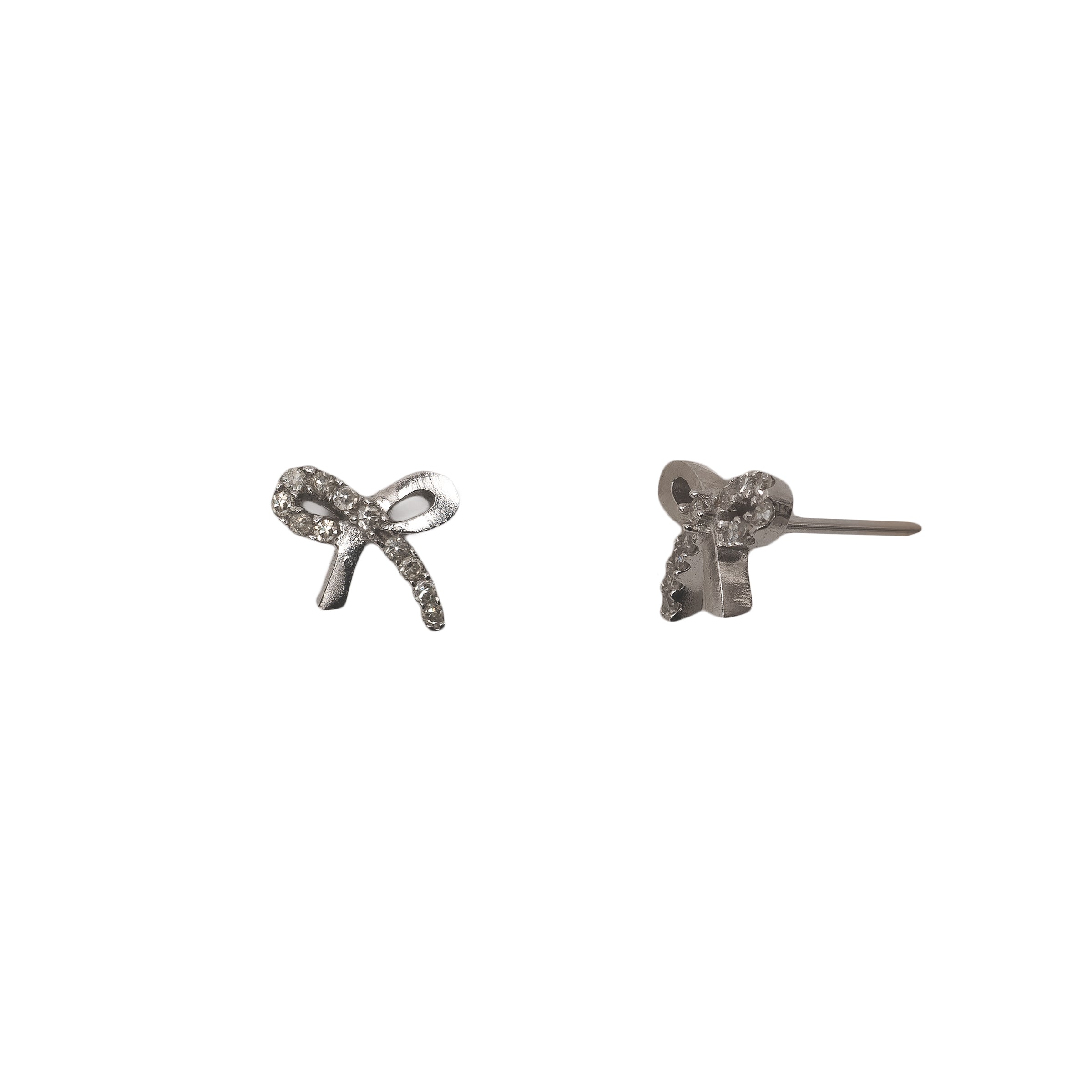 Brinco infantil laço ouro 18k e diamante
