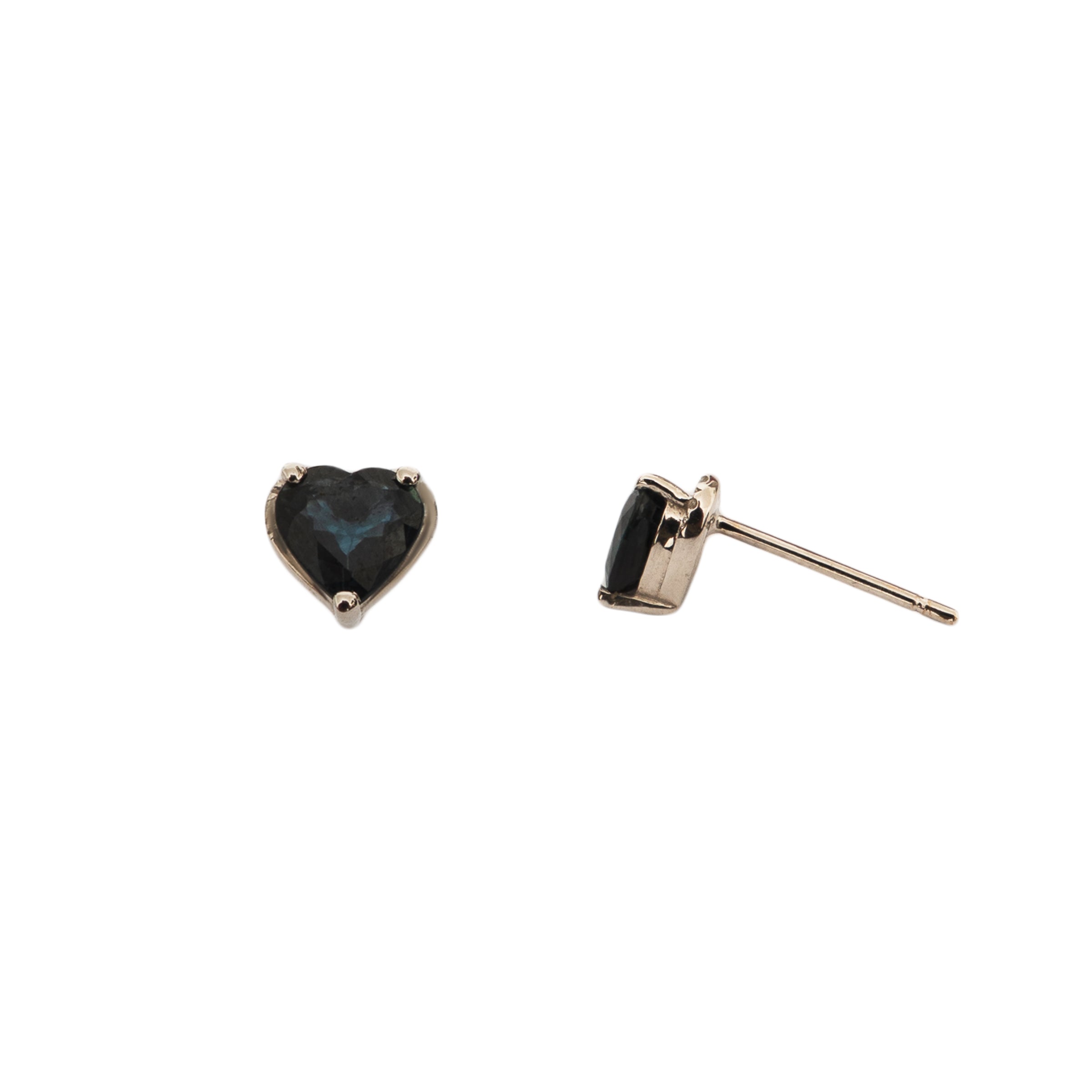 Brinco mini coração de safira e diamante, ouro 18k