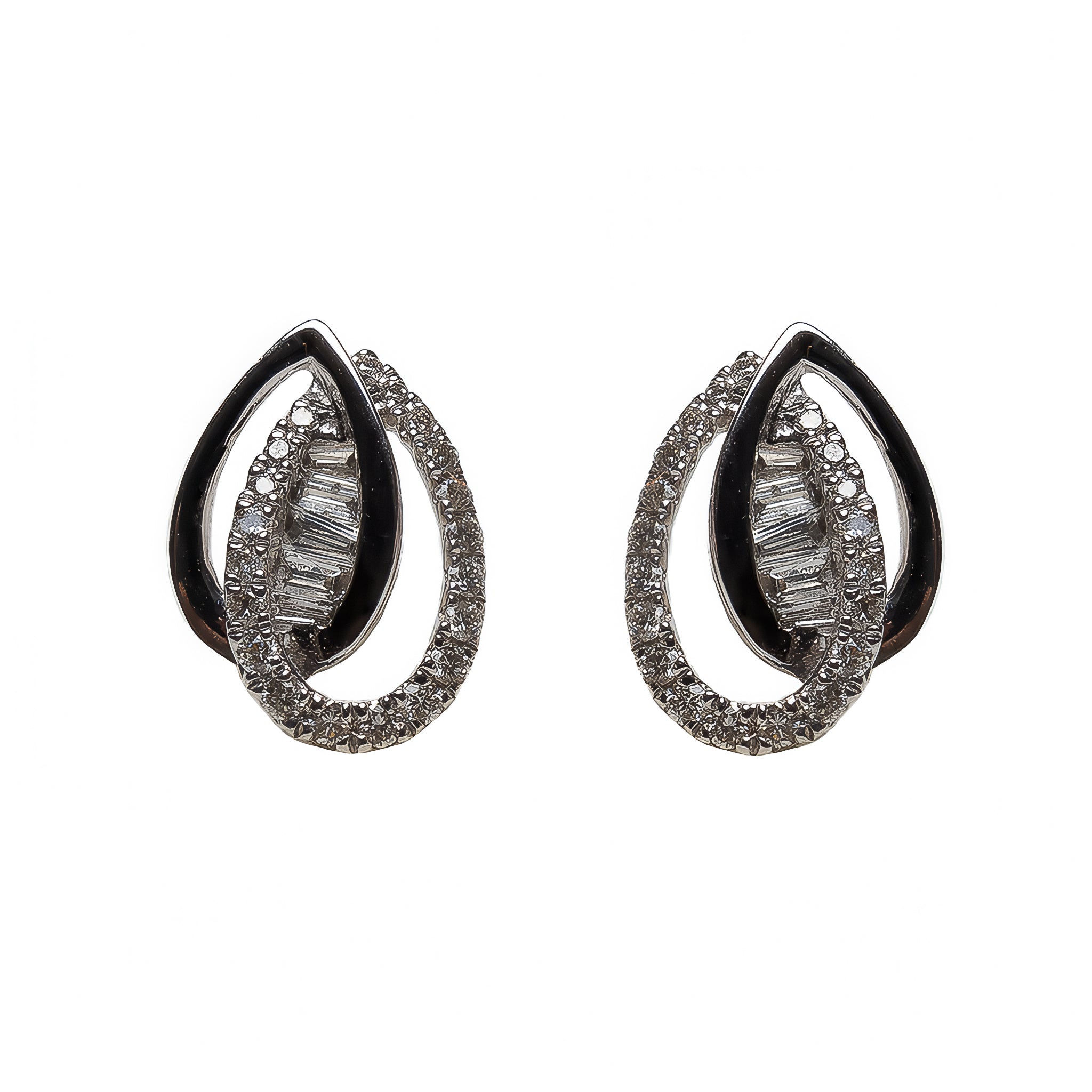 Brinco Folha de Diamante e Ouro 18k