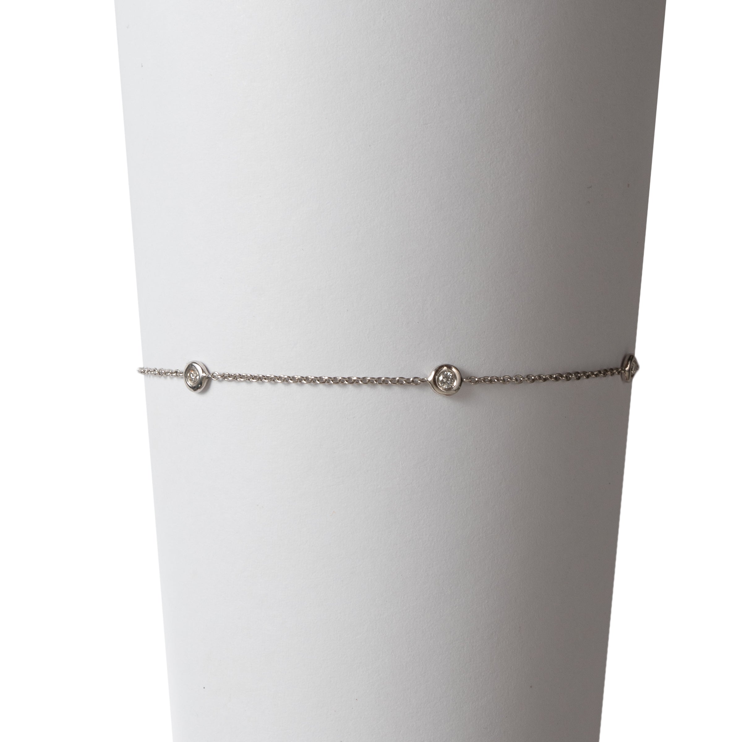 Pulseira Pontos de Diamante e Ouro 18k