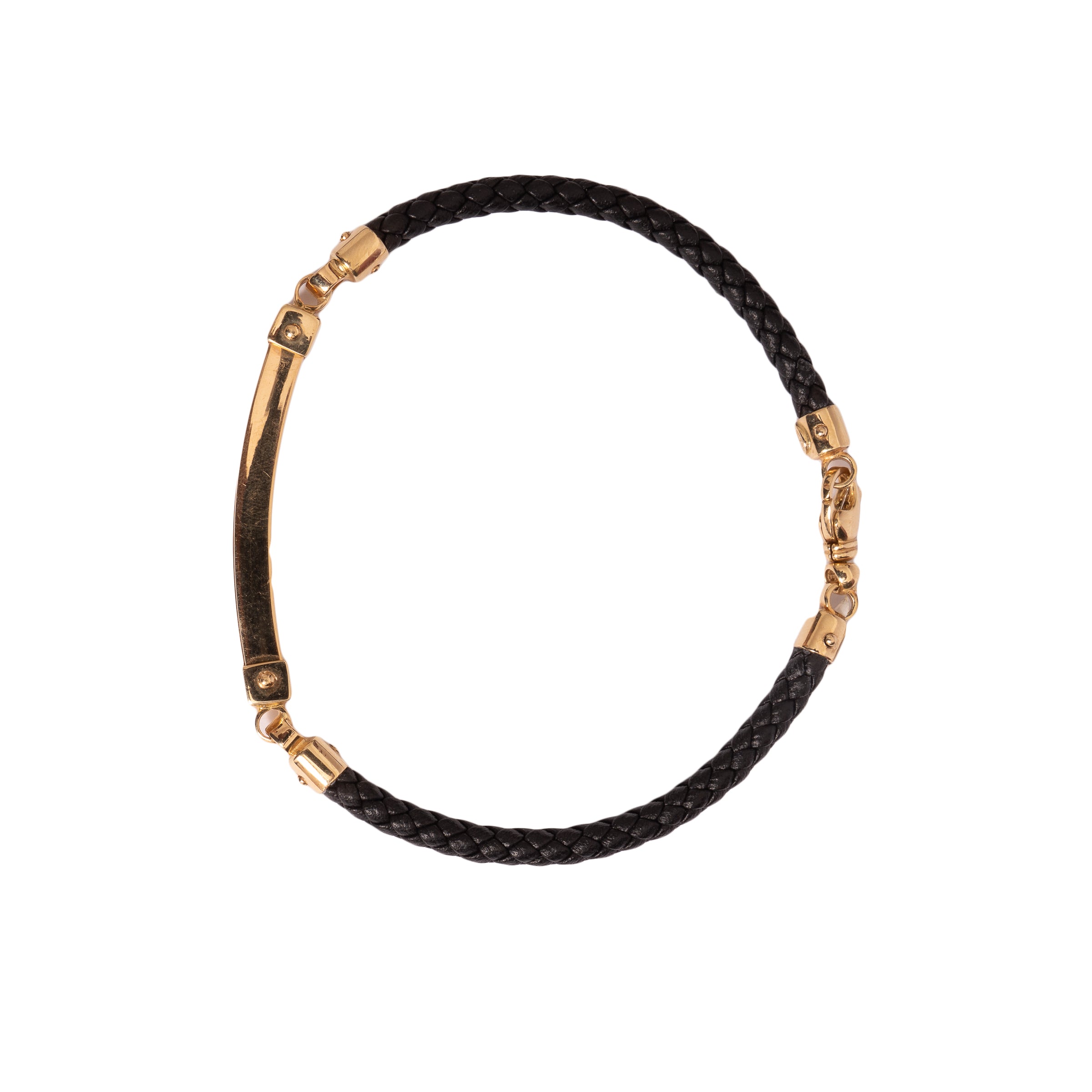 Pulseira masculina couro com chapa vazada ouro 18k